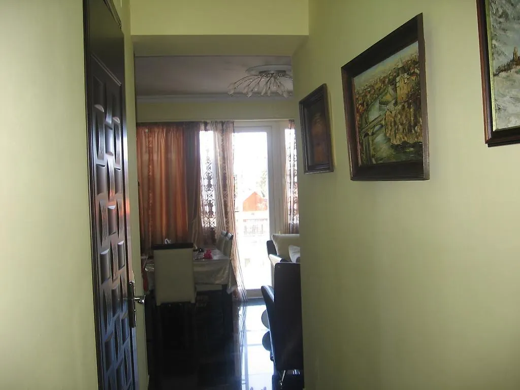 Lika'S Apartment Batumi